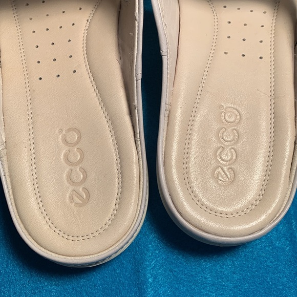 ECCO SANDALS 39 like new! Fits 8 to 8.5 - Picture 5 of 5